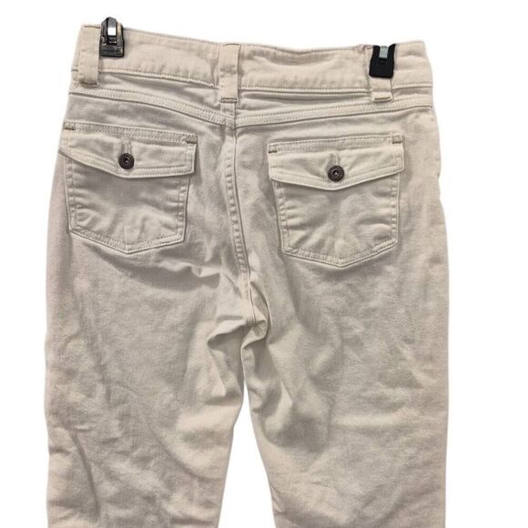 Lee Women's White Cotton/Spandex Denim Just Below the Waist Long Shorts Knee Len - Picture 6 of 8